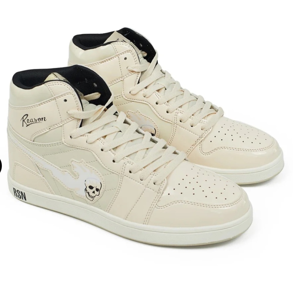 Flaming Skull Sneakers - Cream size 10